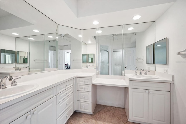 full bathroom featuring a ceiling fan, recessed lighting, and a sink