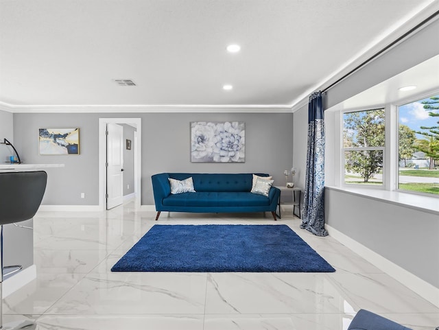 living room featuring recessed lighting, visible vents, baseboards, marble finish floor, and ornamental molding