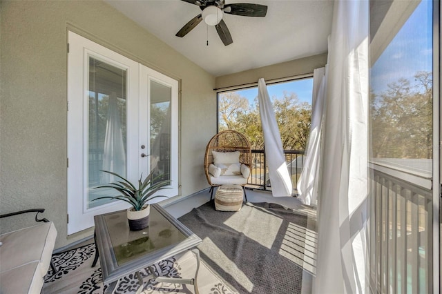 4411 Culbreath Rd, Valrico, FL 33596 - sunroom featuring a ceiling fan