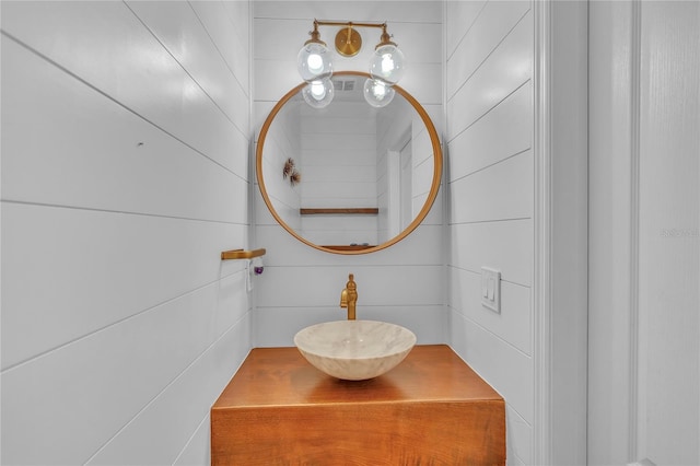 11330 Lake Lucaya Dr, Riverview, FL 33579 - bathroom with a sink