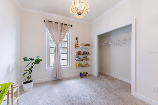 unfurnished bedroom featuring carpet, a closet, an inviting chandelier, ornamental molding, and baseboards