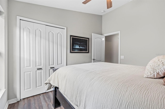 31123 Stone Arch Ave, Wesley Chapel, FL 33545 - bedroom featuring ceiling fan, dark wood-style flooring, a closet, and lofted ceiling