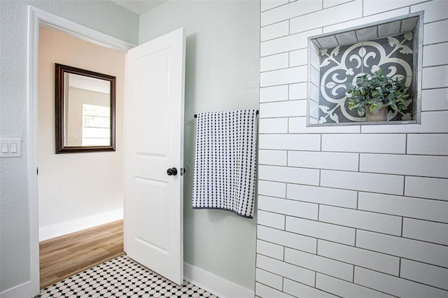 bathroom with baseboards