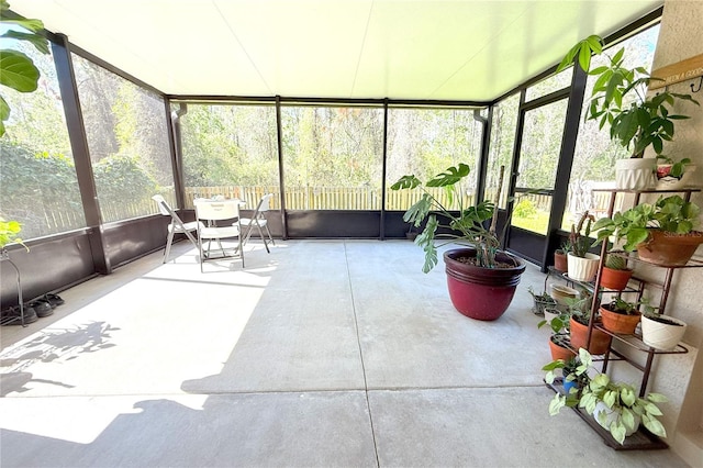 view of sunroom / solarium