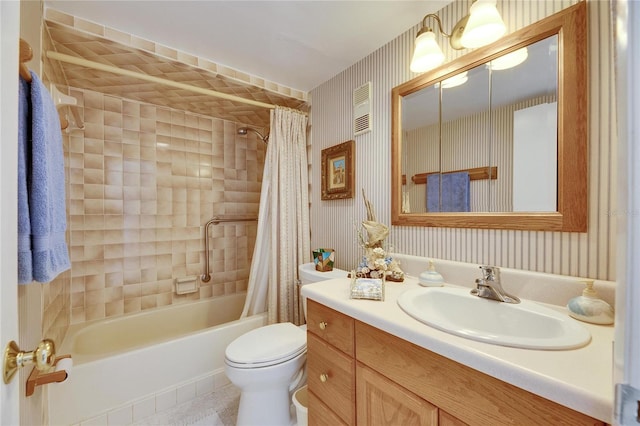 full bath with toilet, visible vents, vanity, wallpapered walls, and shower / bathtub combination with curtain