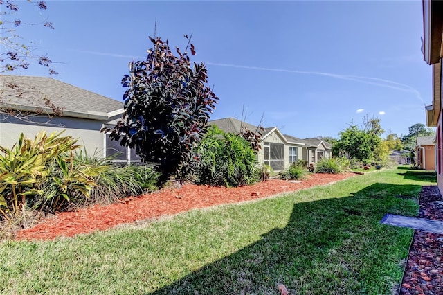 view of yard with a residential view