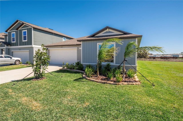 view of front of house with driveway and a front lawn