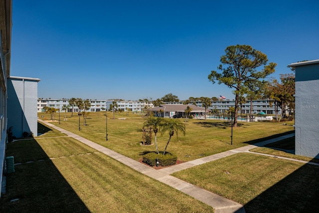 4715 Bay St NE Unit 323, Saint Petersburg, FL 33703 - view of yard