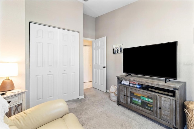 living room with carpet flooring