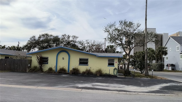 822 1st St, Indian Rocks Beach, FL 33785