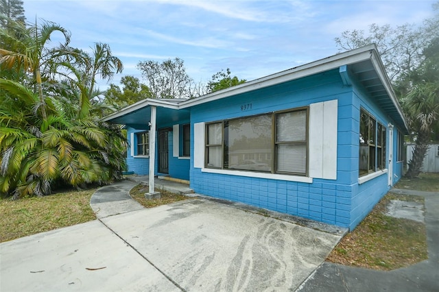 bungalow with a porch