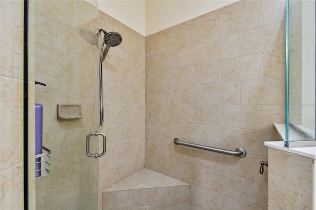 full bathroom featuring a stall shower