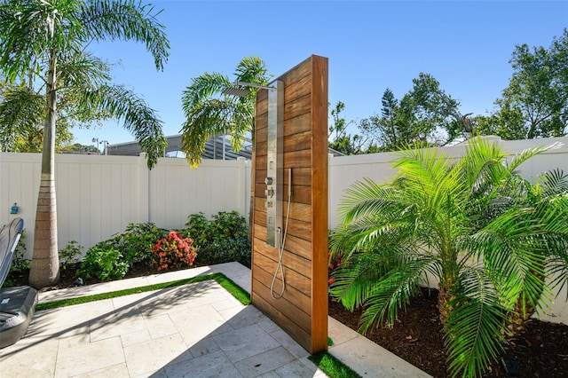 4012 W Morrison Ave, Tampa, FL 33629 - view of outbuilding with a fenced backyard