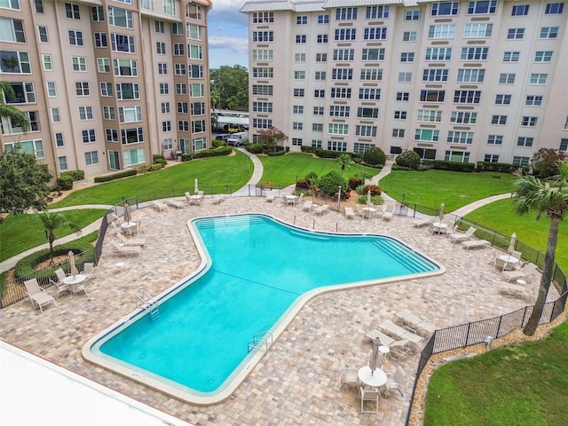 634 Edgewater Dr Unit 744, Dunedin, FL 34698 - community pool with a patio