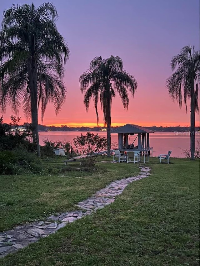 view of yard with a water view