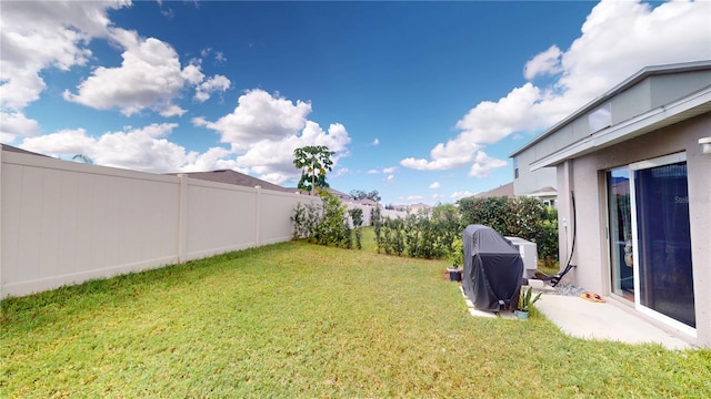 10115 Paradise Fish Dr, Riverview, FL 33578 - view of yard with fence
