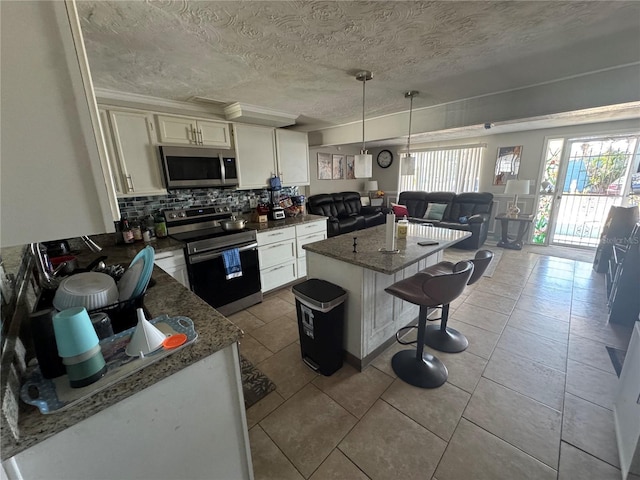 2344 Tahitian Dr, Holiday, FL 34691 - photo 10
