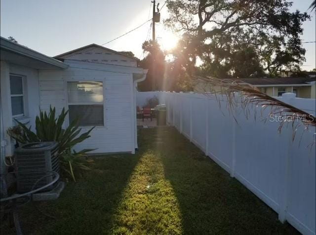 425 Highland Ct, Dunedin, FL 34698 - photo 17