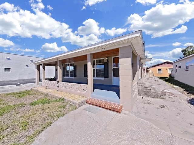 view of front facade featuring covered porch