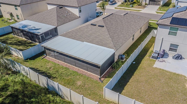 bird's eye view with a residential view