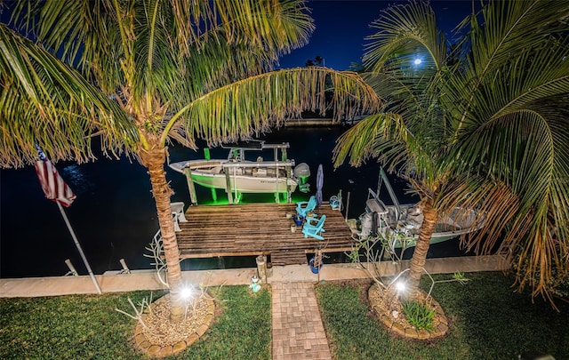 dock area featuring boat lift