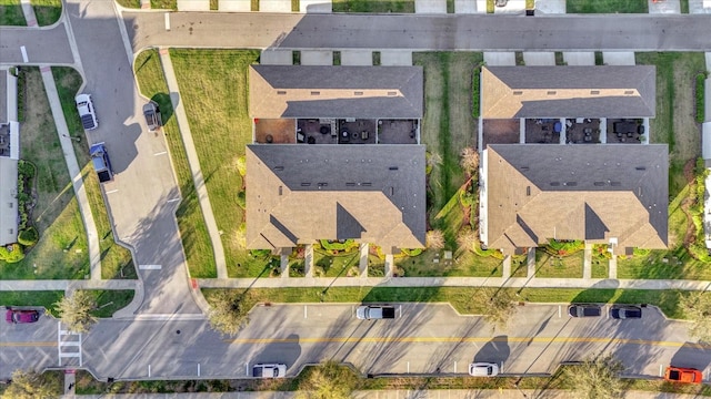 drone / aerial view featuring a residential view