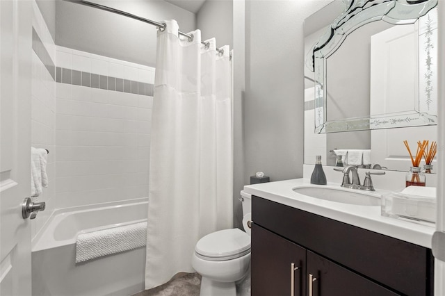 9708 Highland Park Pl, Palmetto, FL 34221 - bathroom with vanity and shower / bathtub combination with curtain