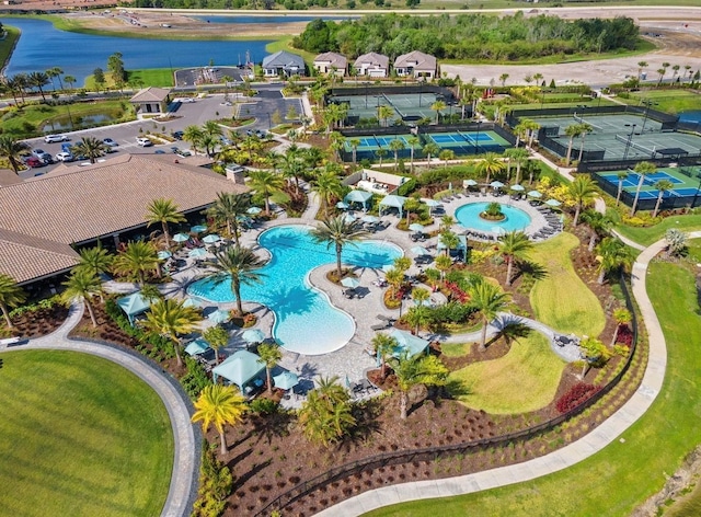 9708 Highland Park Pl, Palmetto, FL 34221 - aerial view of a pool area and a large body of water