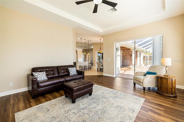 613 SE 4th Pl, Cape Coral, FL 33990 - photo 7