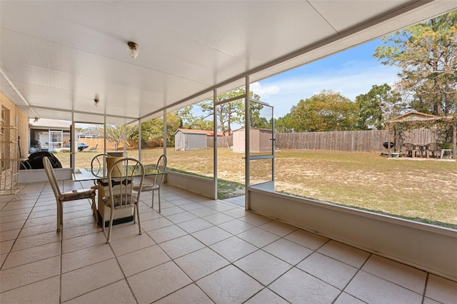 sunroom / solarium with a healthy amount of sunlight