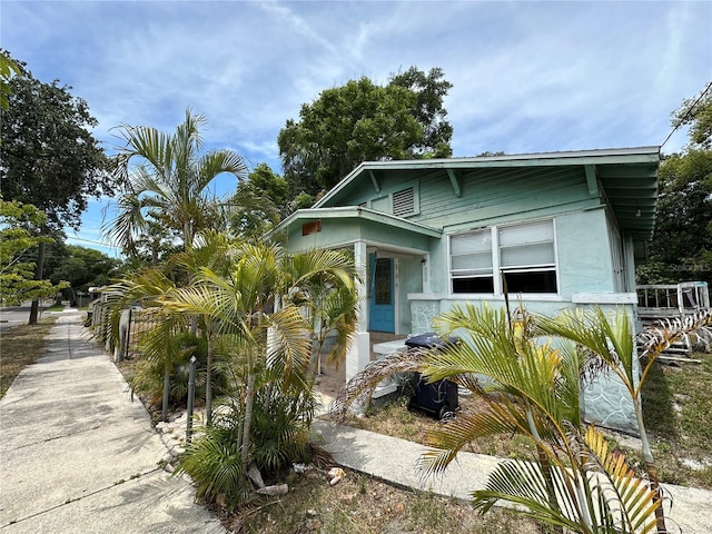 view of front of property