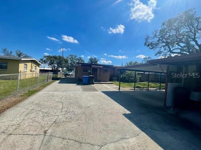 exterior space featuring driveway