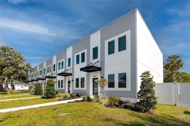 3402 E 28th Ave Unit 7, Tampa, FL 33605 - view of townhome / multi-family property