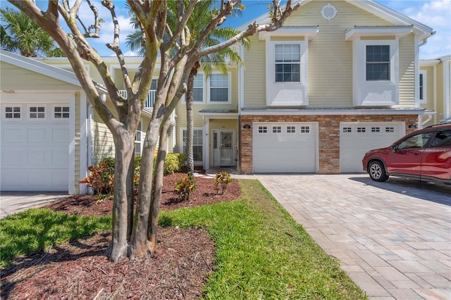 914 Woodbridge Ct, Safety Harbor, FL 34695 - photo 1