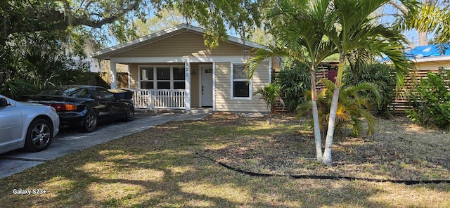 view of front of house featuring a porch