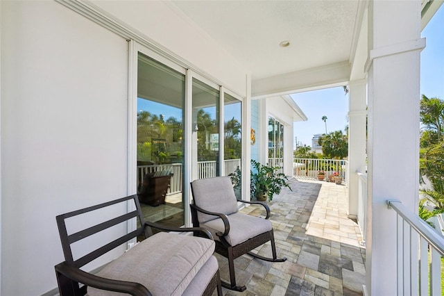720 Bay Esplanade, Clearwater Beach, FL 33767 - view of balcony