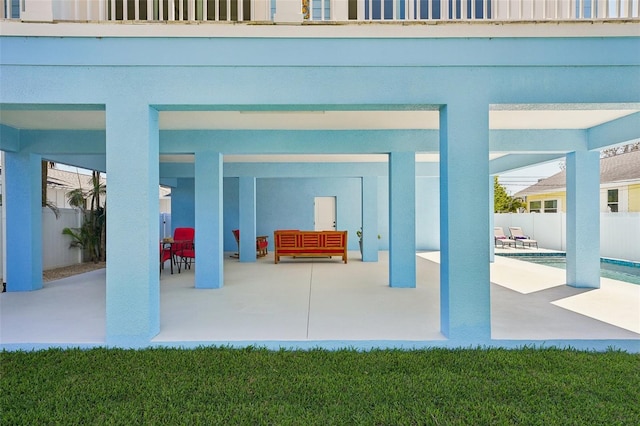 720 Bay Esplanade, Clearwater Beach, FL 33767 - exterior space with fence