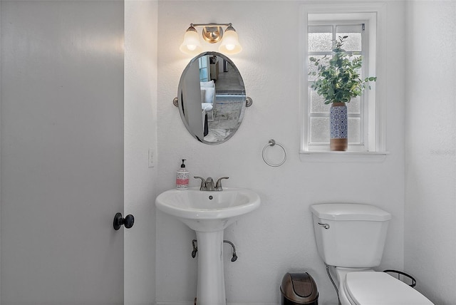 9067 Cypress Trl, Seminole, FL 33777 - bathroom with toilet