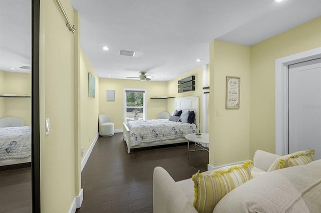 bedroom featuring ceiling fan, baseboards, dark wood-style floors, and recessed lighting