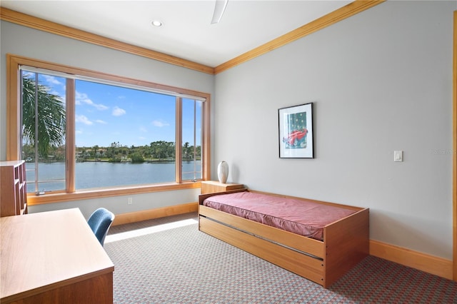 carpeted bedroom with recessed lighting, baseboards, a ceiling fan, and crown molding