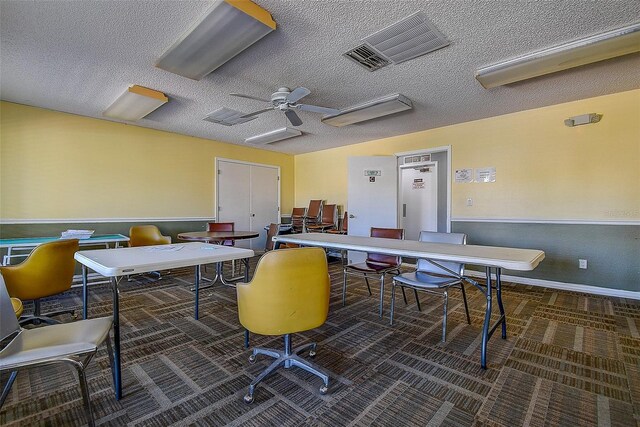 5920 80th St N Unit 107, Saint Petersburg, FL 33709 - carpeted office with a textured ceiling