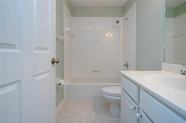 1020 New Winsor Loop Unit 46, Sun City Center, FL 33573 - full bath featuring vanity, toilet, shower / bath combination, and tile patterned flooring