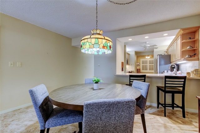 dining area featuring recessed lighting, baseboards, and ceiling fan