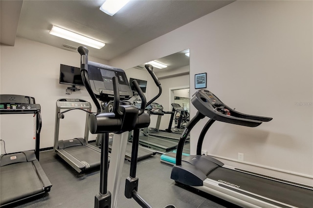 exercise room featuring visible vents