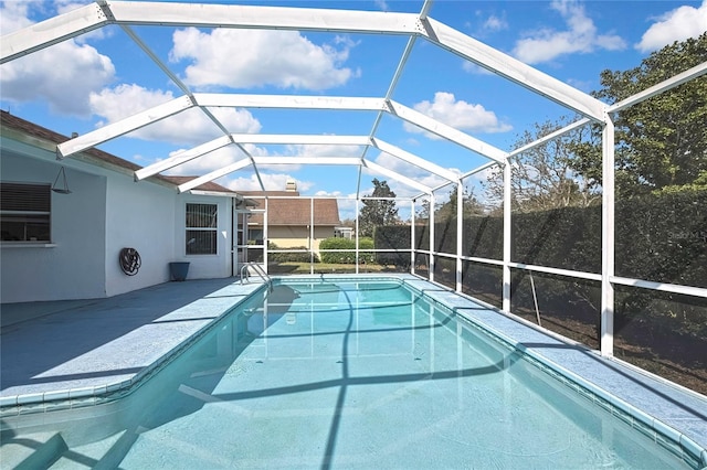 3943 W Fieldwood Ct, Lecanto, FL 34461 - outdoor pool featuring a patio area and a lanai