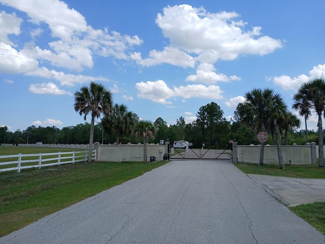 704 Hidden Palms Dr, Davenport, FL 33897