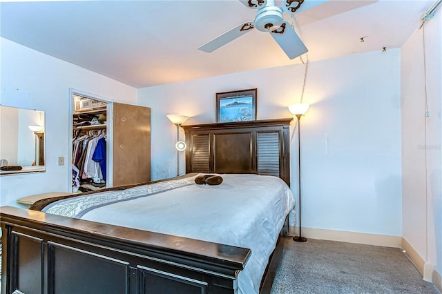 bedroom featuring a ceiling fan, baseboards, and a closet