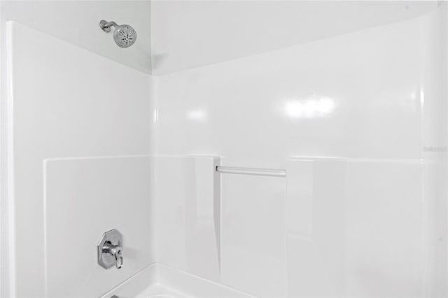 full bathroom featuring shower / tub combination