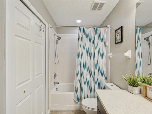 full bathroom with visible vents, toilet, vanity, shower / bath combo, and a textured ceiling