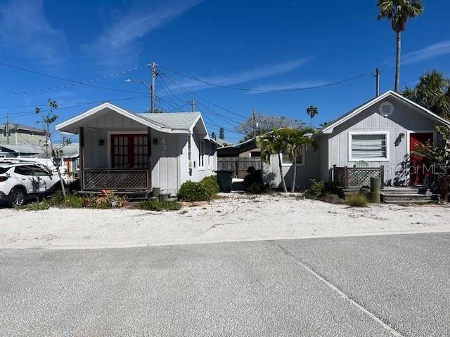 433 137th Avenue Cir, Madeira Beach, FL 33708 - photo 1